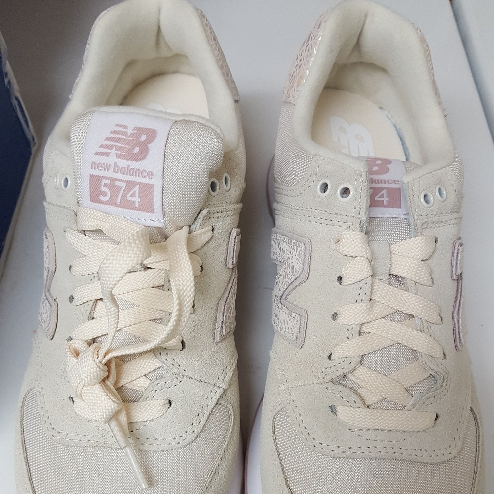 NEW New Balance Shoes